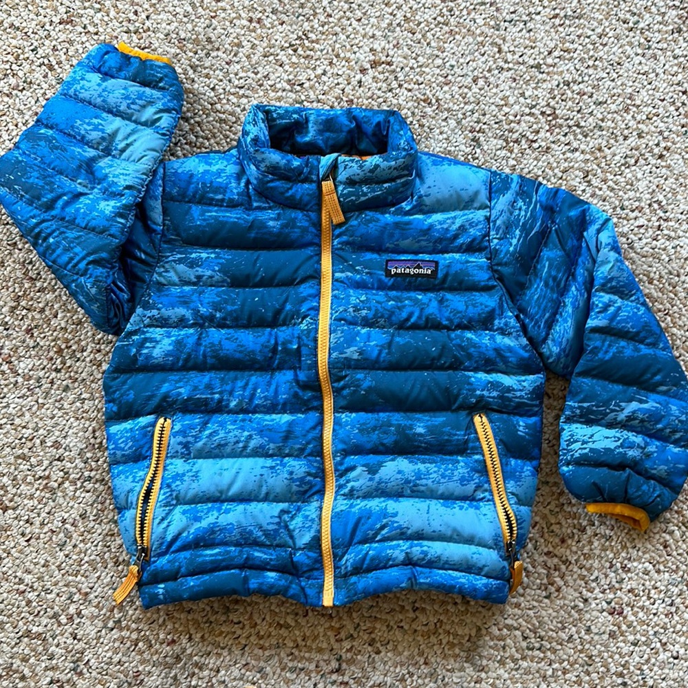 Patagonia down jacket 💙